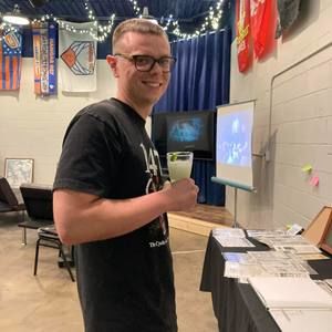 Meet your Posher, Eli